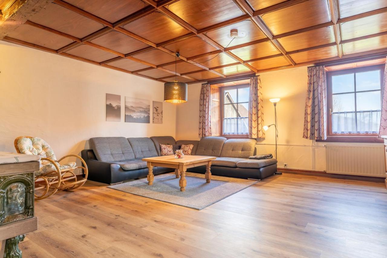 Ferienwohnung Alex ユーリンゲン・ビルケンドルフ エクステリア 写真